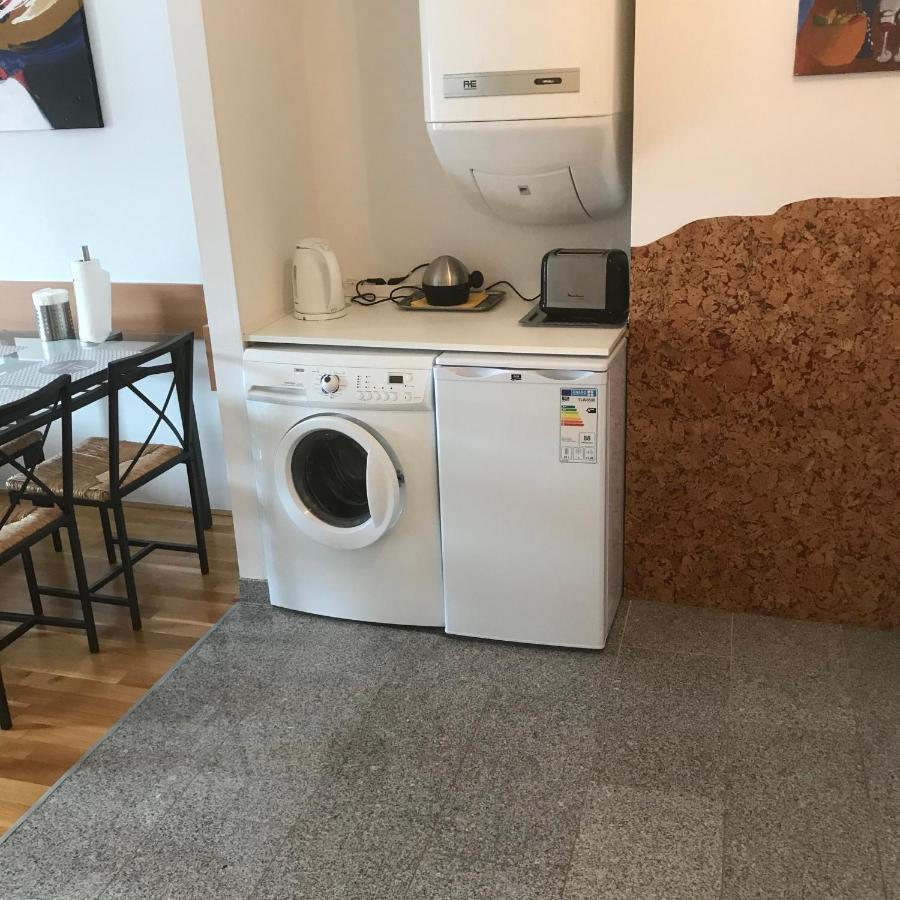 Lg Lovely Apartment Stockerau Luaran gambar