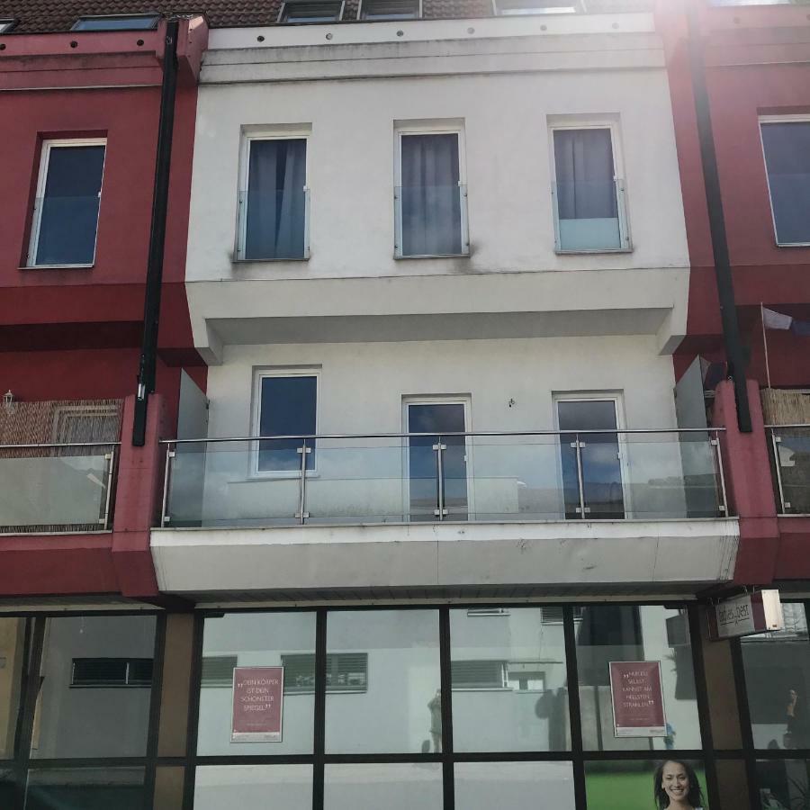 Lg Lovely Apartment Stockerau Luaran gambar